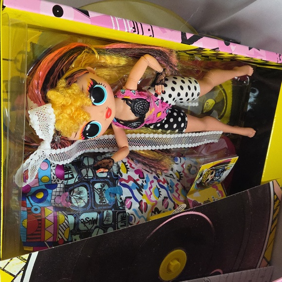 NEW IN BOX Pop BB OMG Doll LOL Surprise Remix Fashion Doll MGA entertainment - Picture 2 of 13